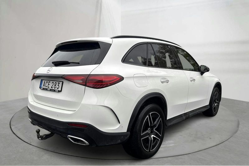 Mercedes GLC300 bild 3