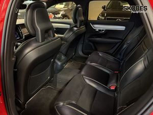 Volvo V90 bild 8