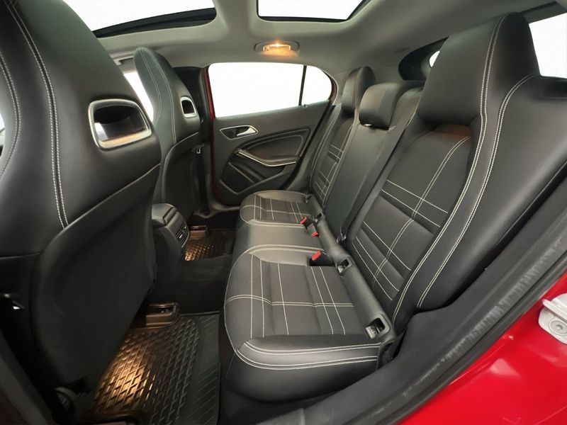 Mercedes GLA220 bild 29