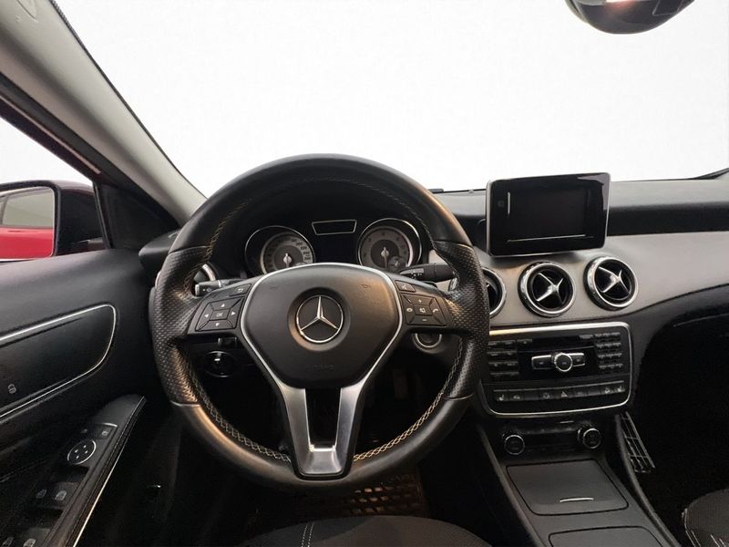 Mercedes GLA220 bild 14