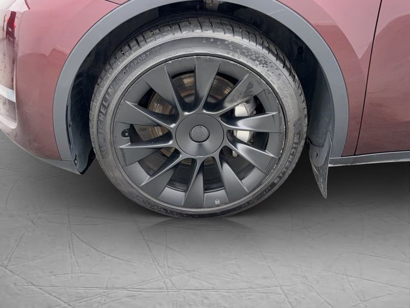 Tesla Model Y bild 28