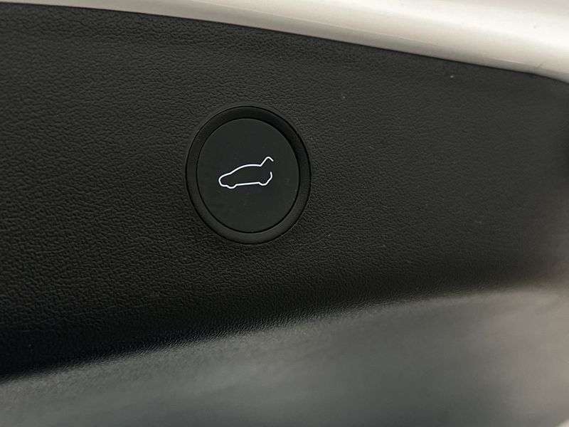 Tesla Model 3 bild 26