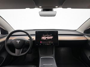 Tesla Model 3 bild 13
