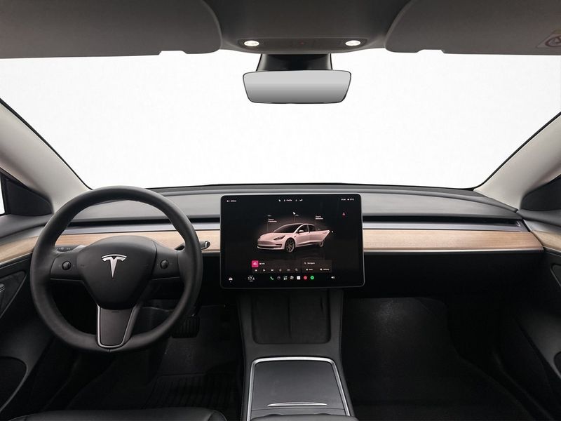 Tesla Model 3 bild 13