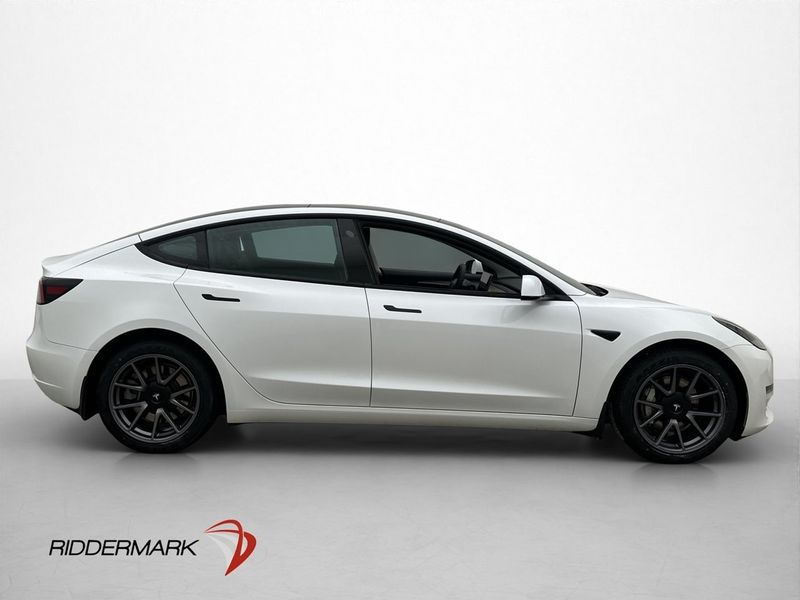 Tesla Model 3 bild 9