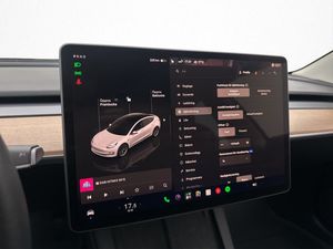 Tesla Model 3 bild 20