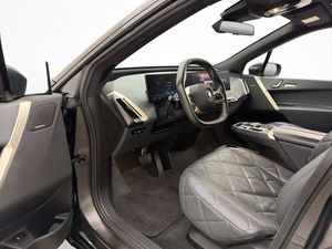BMW iX bild 11