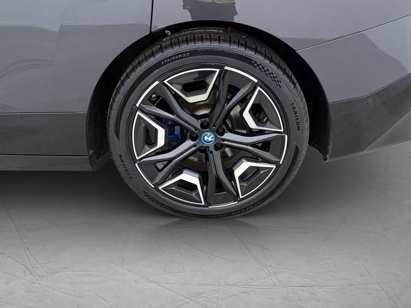 BMW iX bild 37
