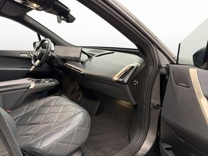 BMW iX bild 30