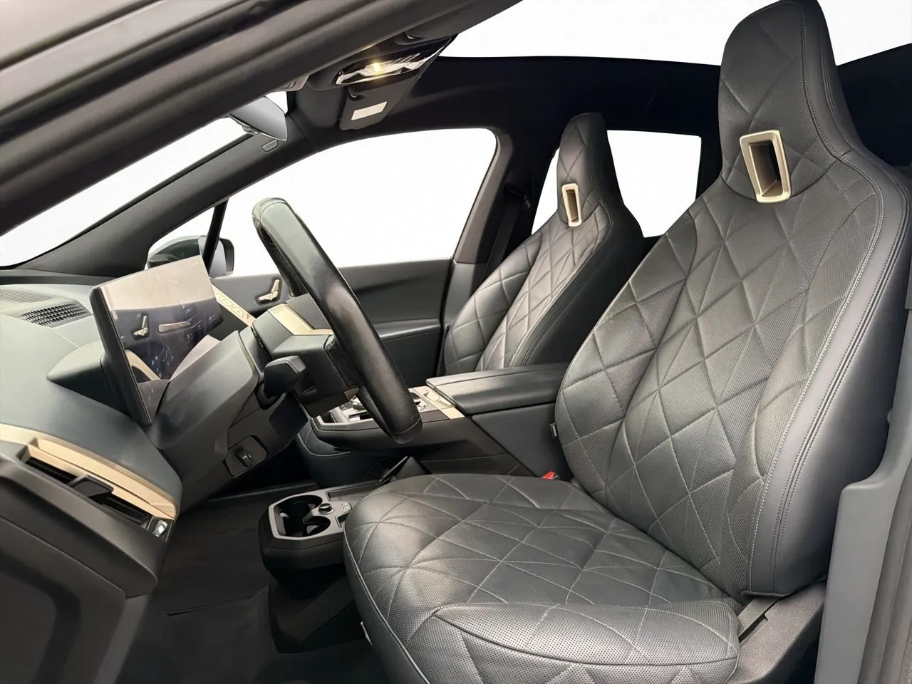 BMW iX bild 15