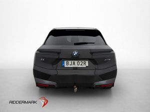 BMW iX bild 7
