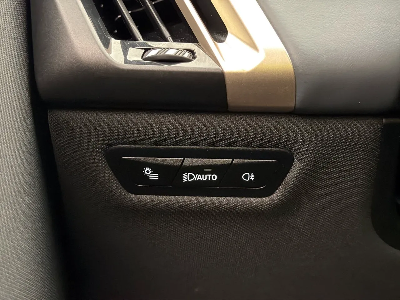 BMW iX bild 35