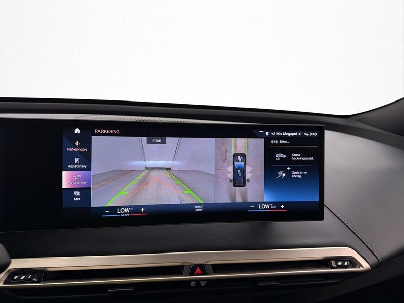 BMW iX bild 21