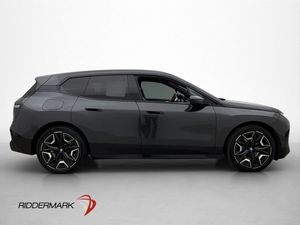 BMW iX bild 9