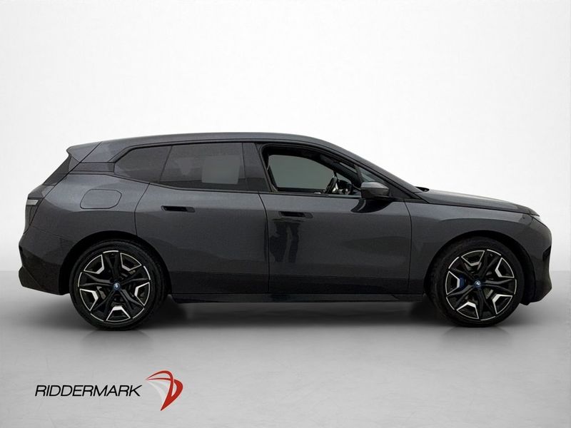 BMW iX bild 9