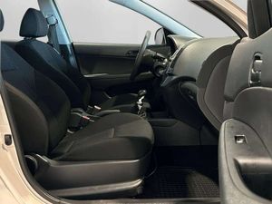 Hyundai i30 bild 10