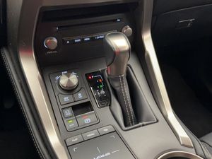 Lexus NX bild 21
