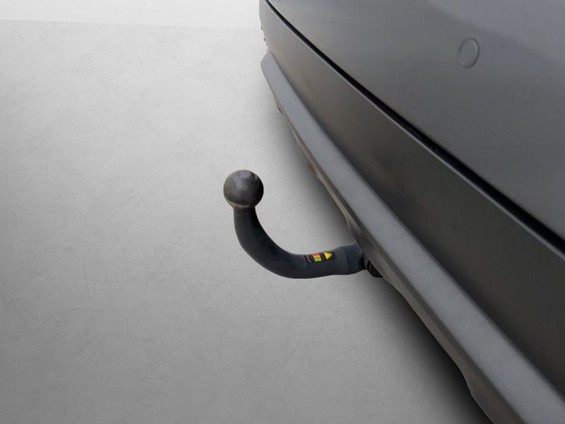 Lexus NX bild 9