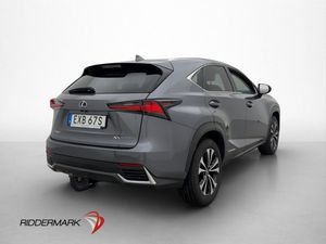 Lexus NX bild 8