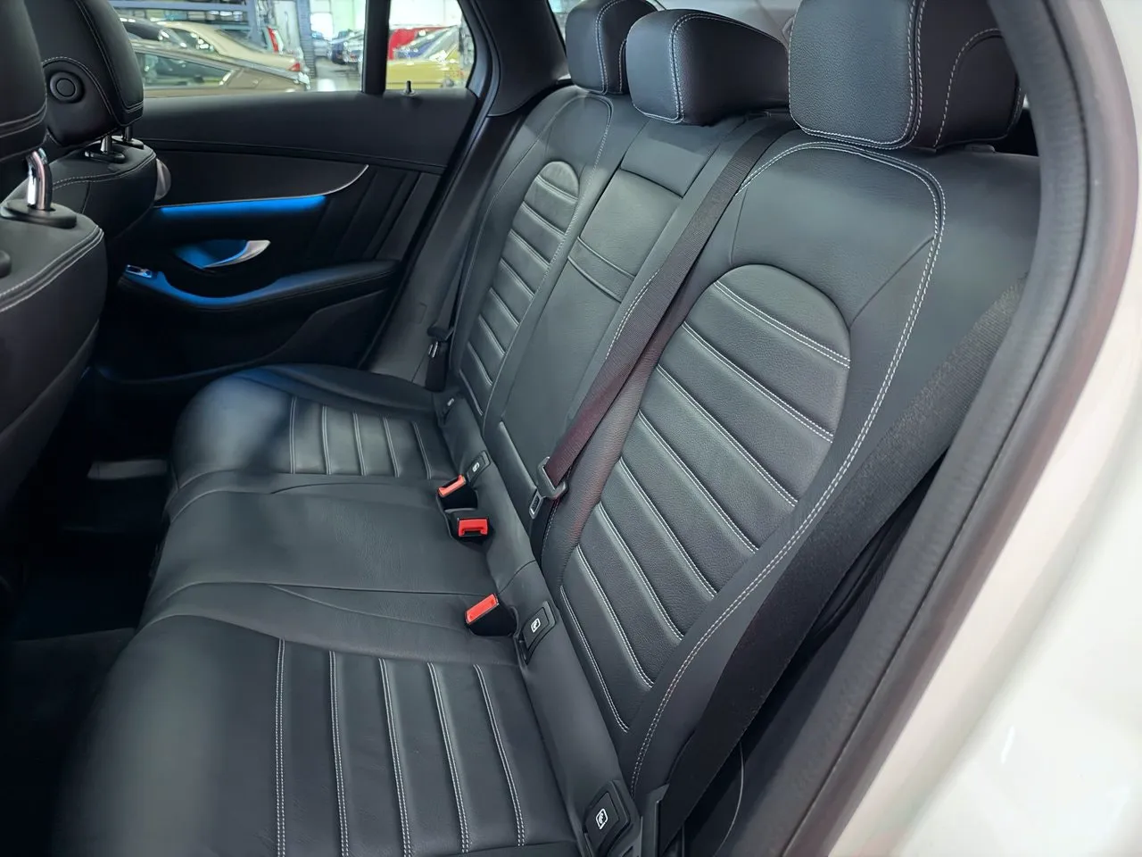 Mercedes GLC250 bild 16