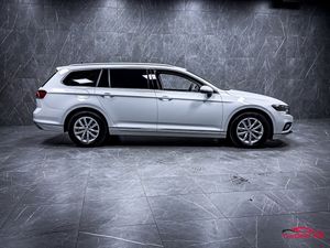 Volkswagen Passat bild 8
