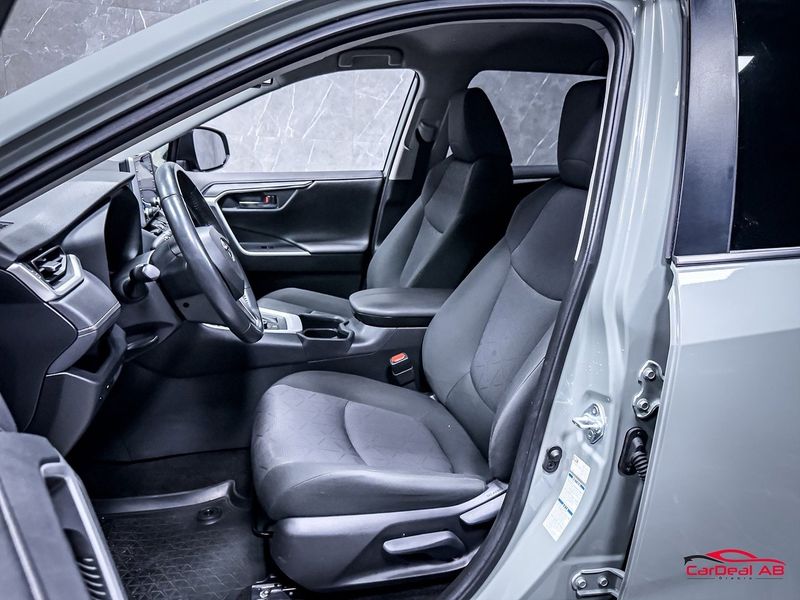 Toyota RAV4 bild 10
