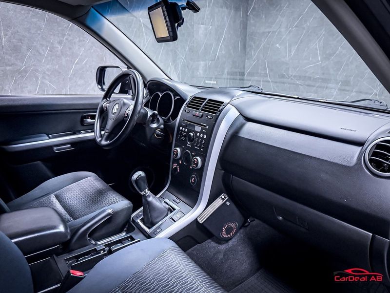 Suzuki Grand Vitara bild 14