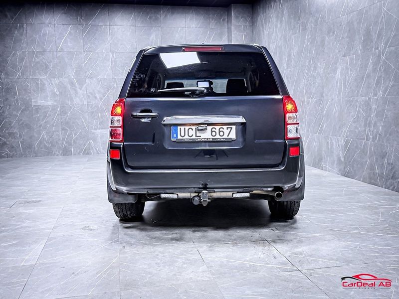 Suzuki Grand Vitara bild 6