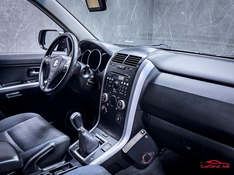 Suzuki Grand Vitara bild 13