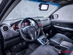 Suzuki Grand Vitara bild 11