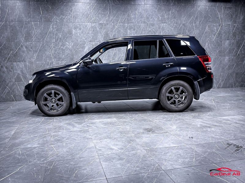 Suzuki Grand Vitara bild 4