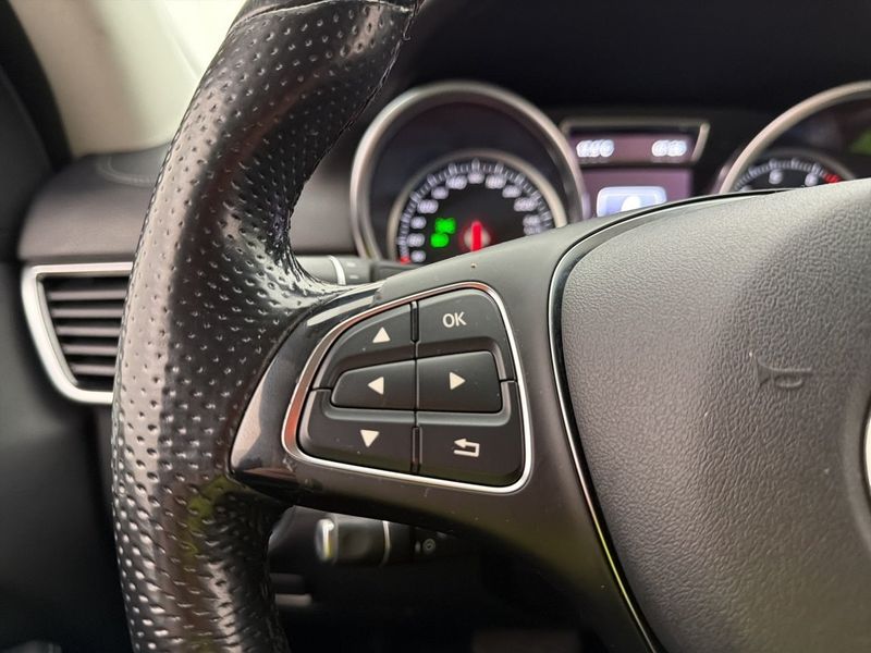 Mercedes GLE400 bild 19
