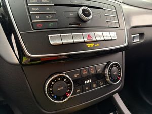 Mercedes GLE400 bild 25