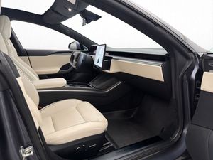 Tesla Model S bild 16