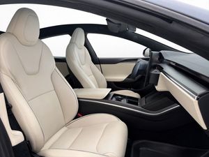 Tesla Model S bild 15