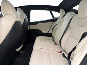 Tesla Model S bild 17