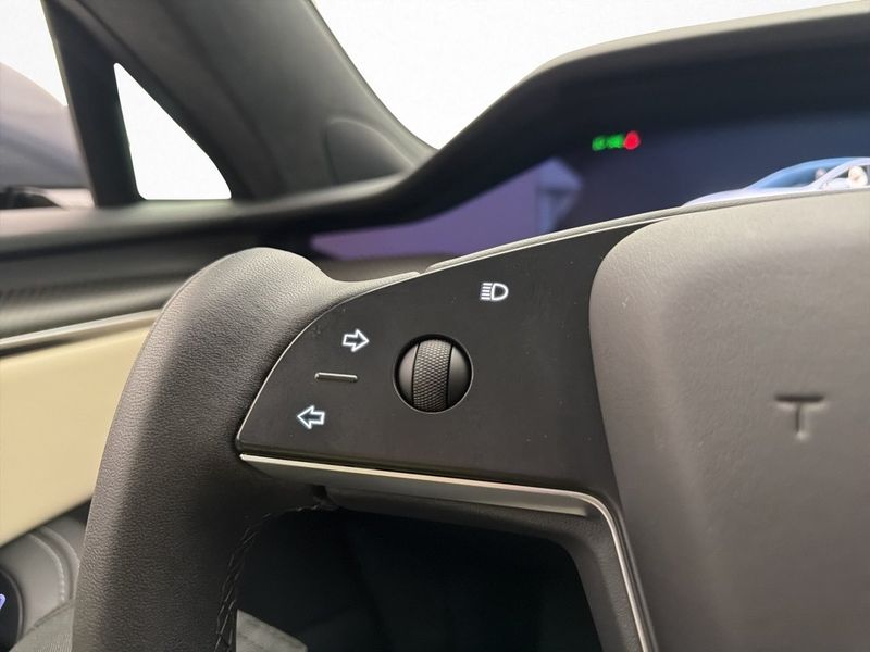 Tesla Model S bild 20