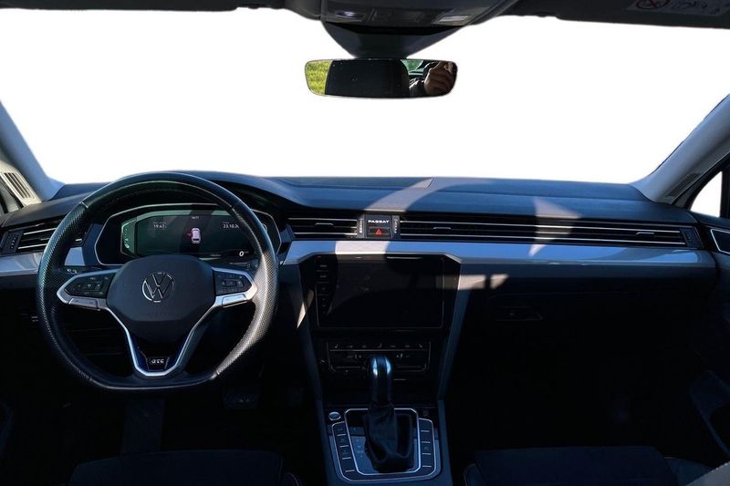 Volkswagen Passat bild 14
