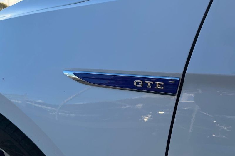 Volkswagen Passat bild 11