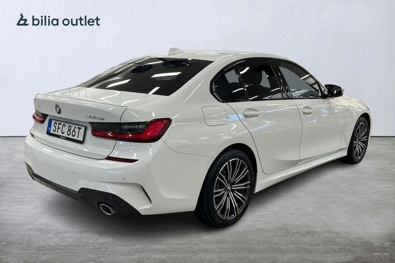 BMW 330 bild 6