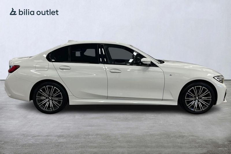 BMW 330 bild 8