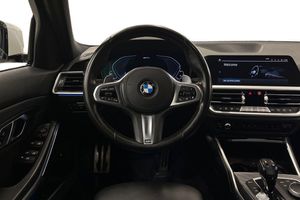 BMW 330 bild 15
