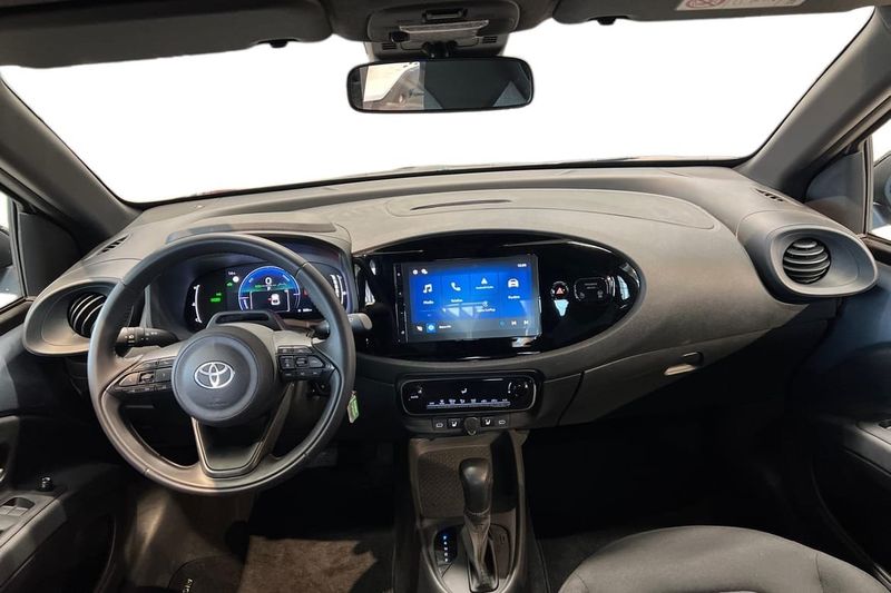Toyota Aygo X bild 10