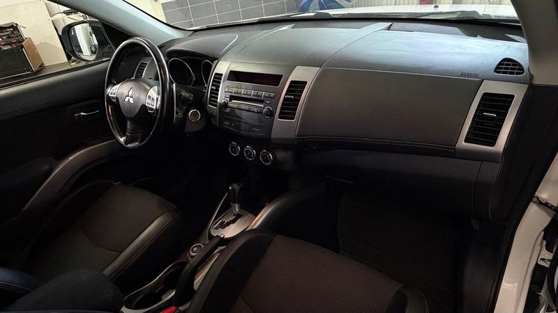 Mitsubishi Outlander bild 9
