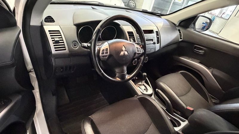 Mitsubishi Outlander bild 16
