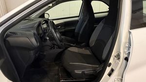 Toyota Aygo X bild 7