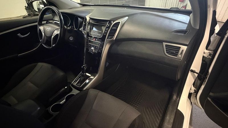 Hyundai i30 bild 9