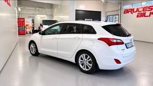 Hyundai i30 bild 2