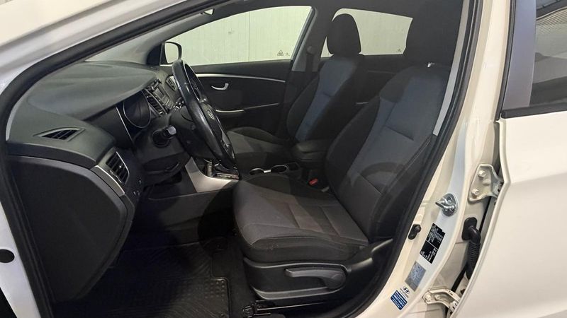 Hyundai i30 bild 10