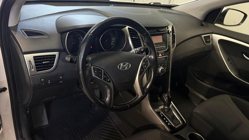 Hyundai i30 bild 7